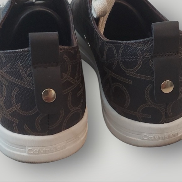 Calvin Klein 10 Michaela monogram sneakers brown and gold tone vegan leather crm - Picture 7 of 12